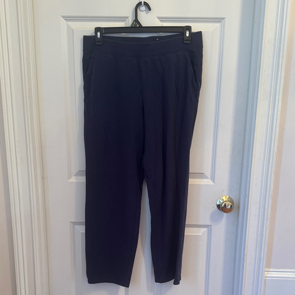 Woman’s  Navy Joggers.  A-2
